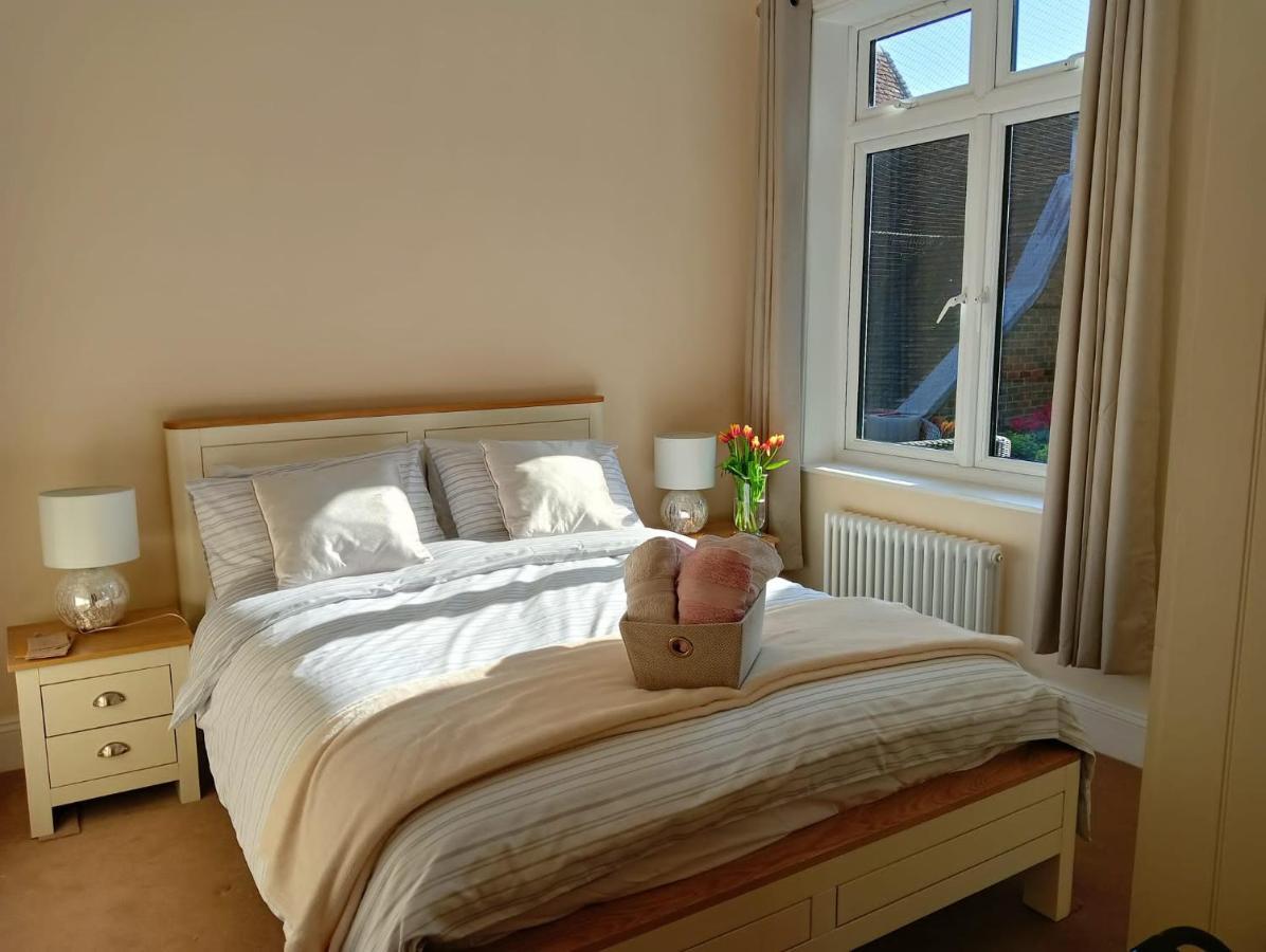 Catherine Street Apartments Salisbury Ngoại thất bức ảnh